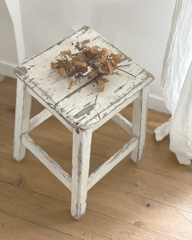 Tabouret patiné