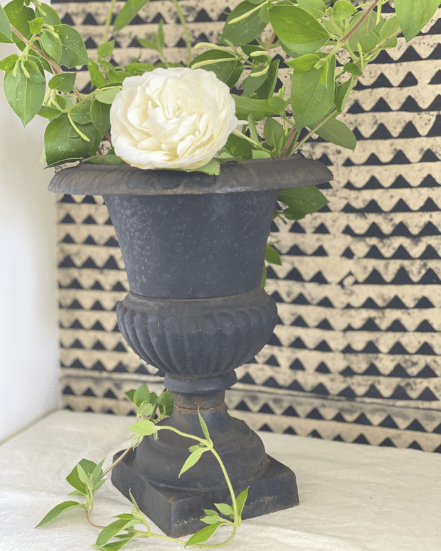 Vase Médicis en fonte