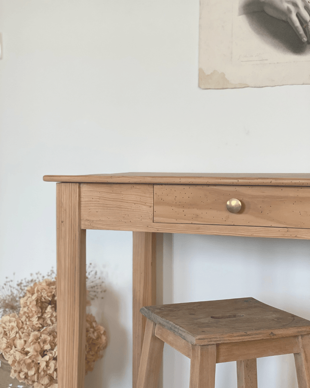 Table Console