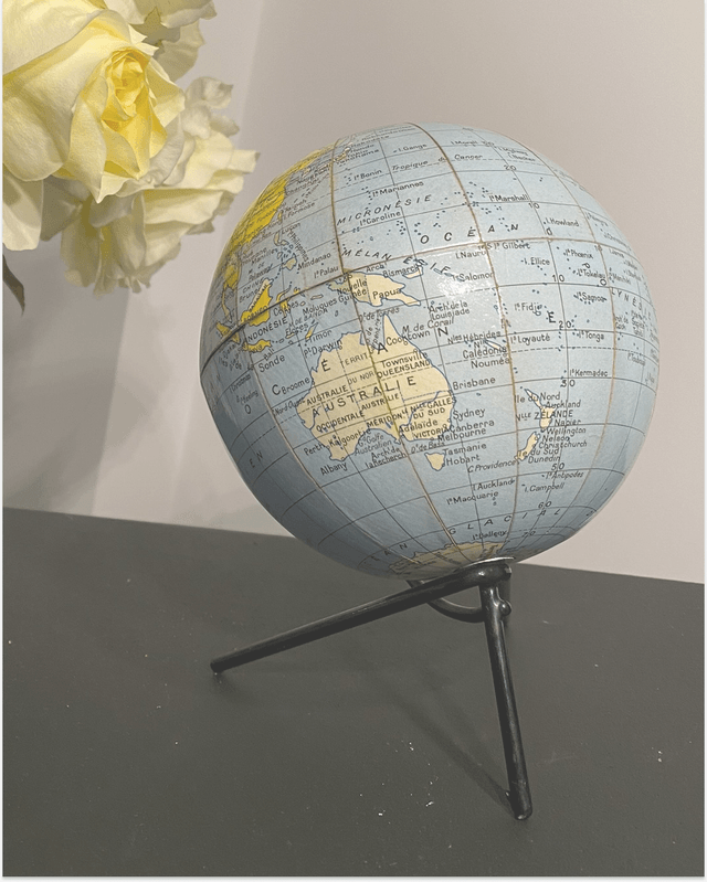 Globe terrestre Girard et Barrère