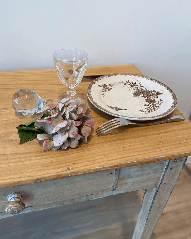 Petite Table de médecin
