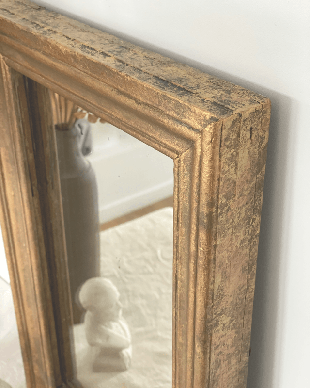 Miroirs dorés