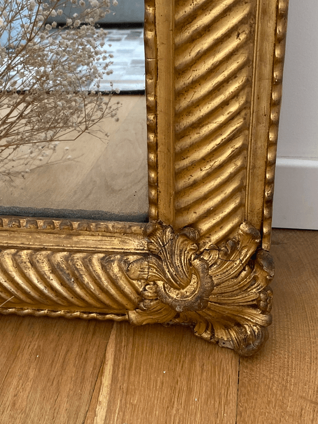 Miroir ancien doré