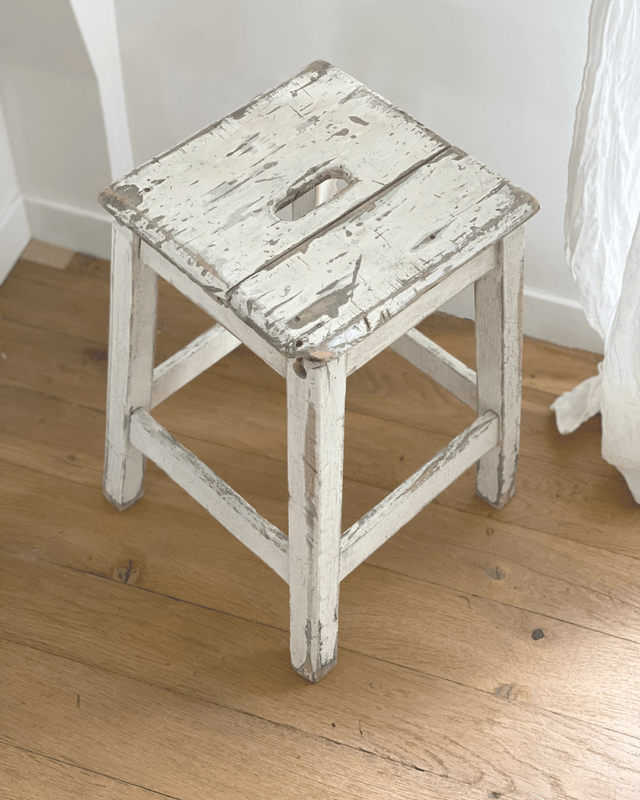 Tabouret patiné