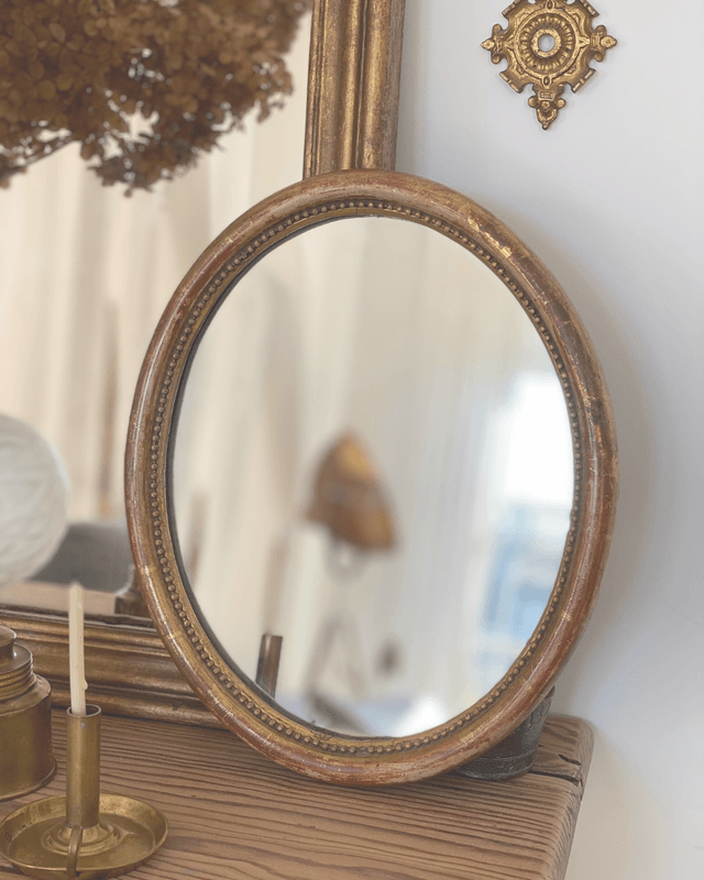 Miroirs dorés
