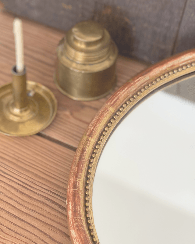Miroirs dorés