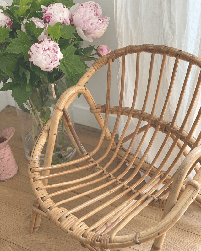 Fauteuil d'enfant en rotin
