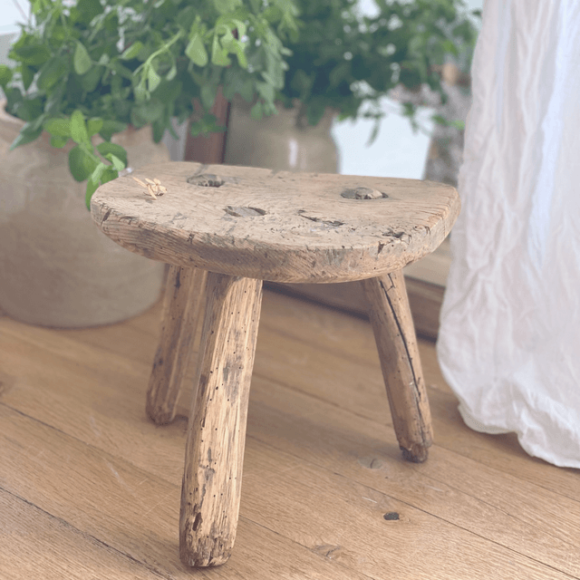Tabouret 3 pieds